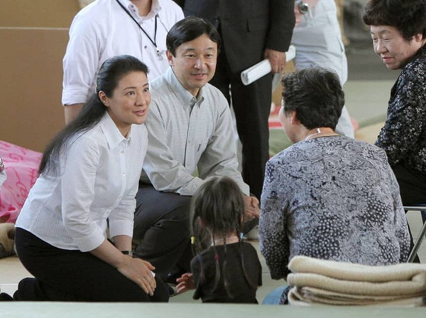 Chân dung Tân Nhật hoàng Naruhito - vị vua sẽ gắn bó với người dân Nhật Bản trong thời kỳ Reiwa đầy hứa hẹn-10