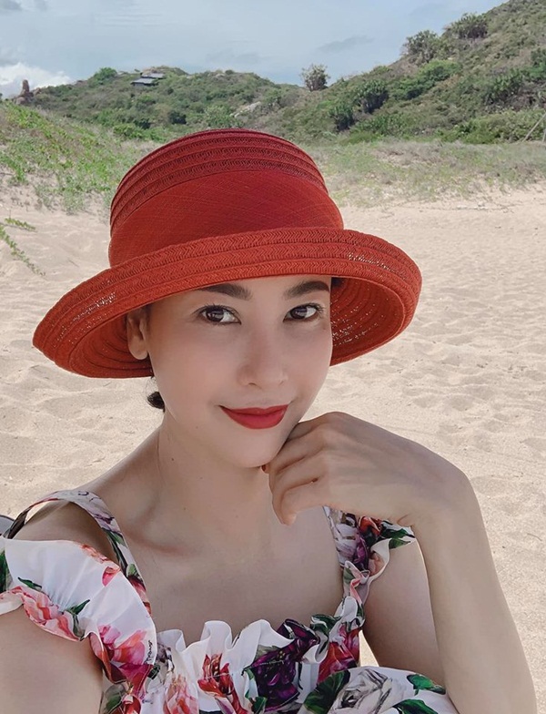 Những Hoa hậu tuổi U50 vẫn xinh đẹp, nóng bỏng bậc nhất showbiz-6