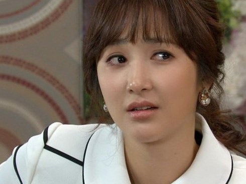 Sinh con được 15 ngày mẹ chồng kiếm cớ đuổi đi, thế rồi chưa đầy nửa năm sau cả nhà chồng lếch thếch xách đồ đến khóc lóc xin ở nhờ vợ