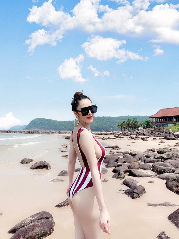 Ngấp nghé ngưỡng 40, Quế Vân khoe thân hình nóng bỏng mắt với bikini-10