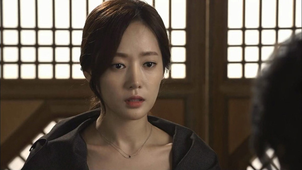 Biết âm mưu của mẹ chồng khi trả lương hậu hĩnh cho giúp việc, nàng dâu lạnh lùng quyết định khiến cả nhà bất ngờ-1