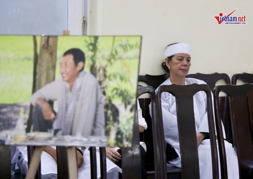 Vợ cũ đau đớn nhớ lại giây phút nghệ sĩ Lê Bình qua đời-3