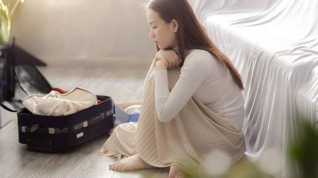 Vợ được bố mẹ cho mảnh đất 2 tỷ, đang định khoe với chồng thì lập tức đổi ý sau khi nghe lỏm được cuộc trò chuyện-2