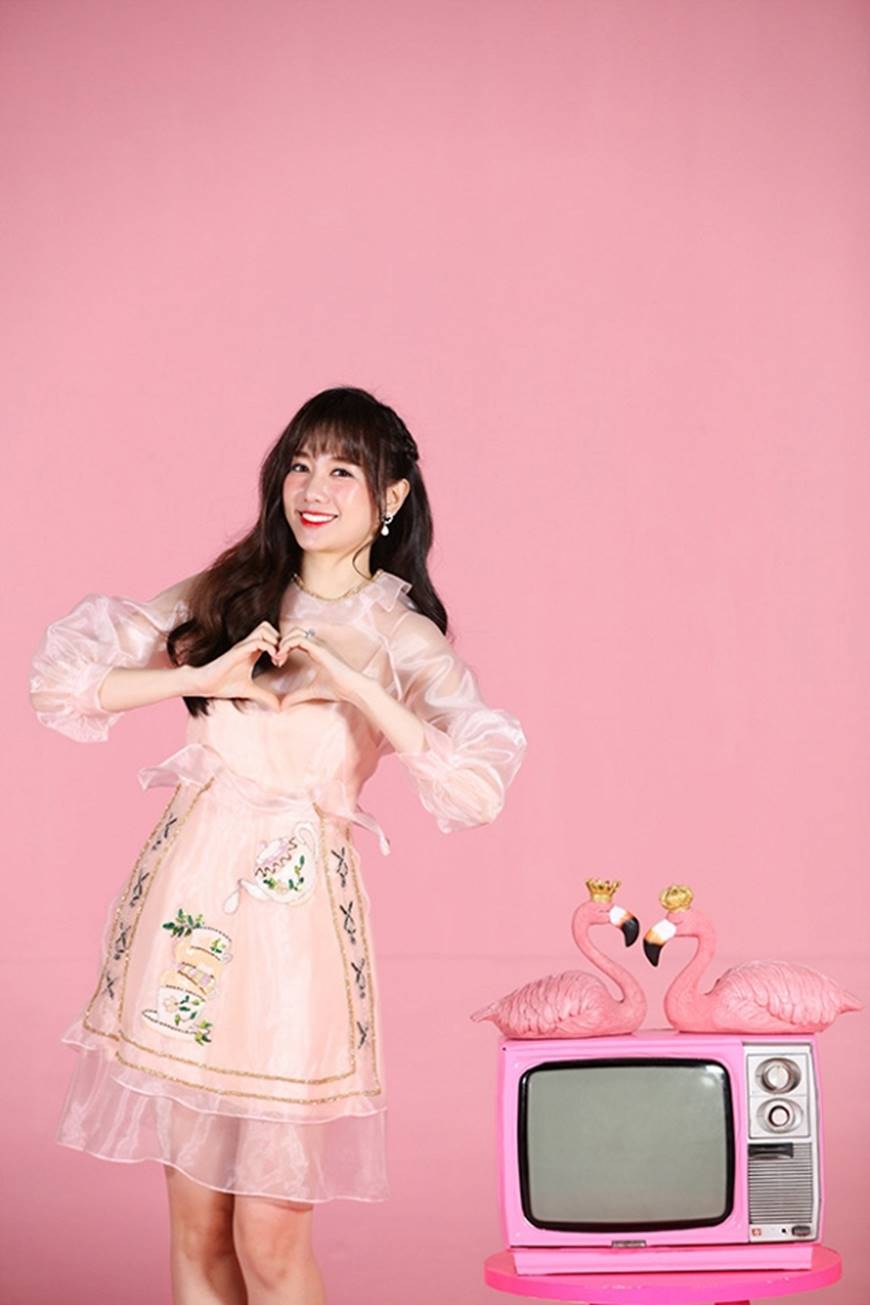 Ngỡ ngàng với độ trẻ trung của Hari Won ở tuổi 34-10