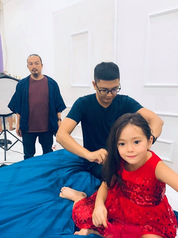 Vợ chồng Đoan Trang tình tứ kỷ niệm 6 năm góp gạo thổi chung nồi-4