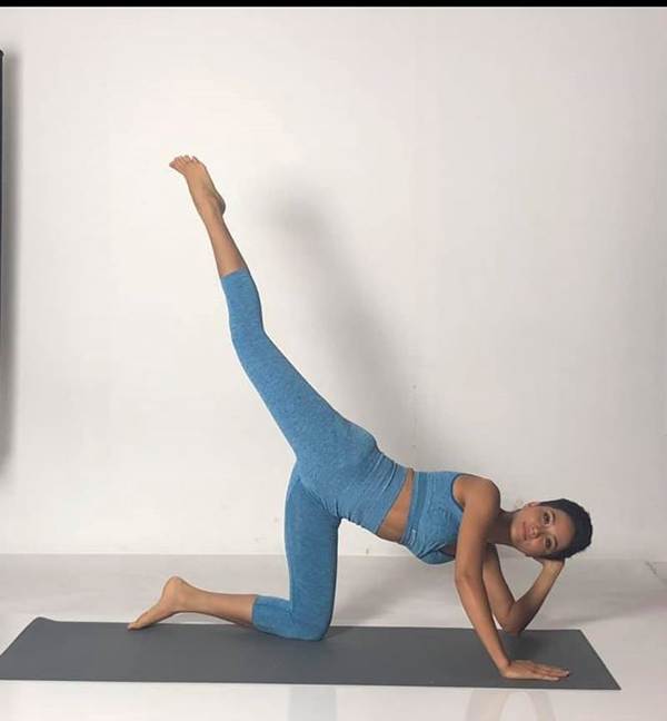 Sau khi bị chê gày gò, HHen Niê khoe đường cong quyến rũ trong phòng gym-1