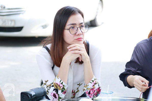 Nghệ sĩ Quyền Linh, Vân Trang mắt đỏ hoe, thẫn thờ ôn lại những kỷ niệm cùng cố nghệ sĩ Lê Bình-6