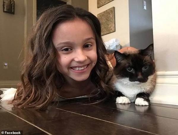 Lần đầu tiên được chơi trượt ống ở công viên nước, bé gái 10 tuổi thiệt mạng vì quá phấn khích-1