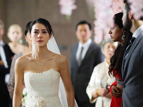 Đến dự đám cưới chồng cũ, bất ngờ nhận ra người đàn bà