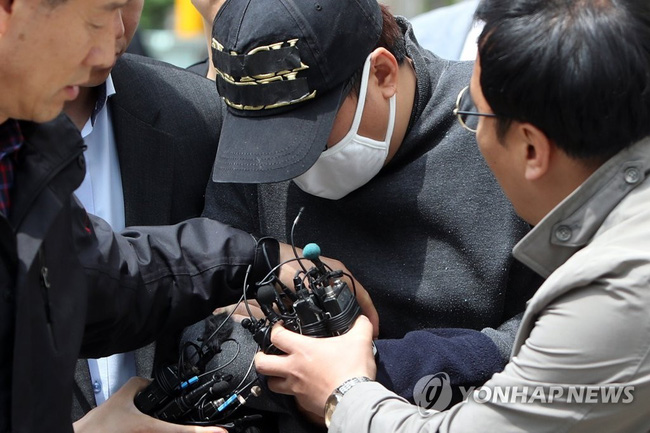 Vụ bé gái 12 tuổi bị mẹ ruột và bố dượng giết hại xôn xao Hàn Quốc, hé lộ cuộc đời địa ngục của đứa trẻ khiến dư luận căm phẫn-2