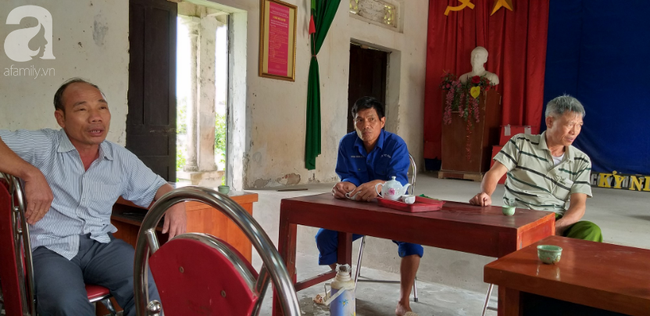 Cận cảnh chiếc chuồng của người bố nhốt con trai như vật nuôi, đầy ruồi muỗi và hôi thối được bạn bè giải cứu ở Hưng Yên-3