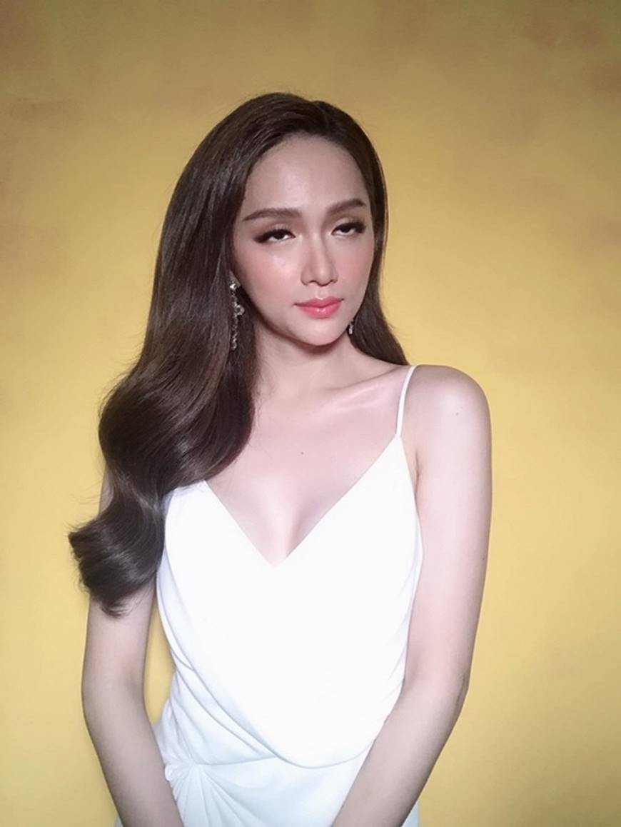 Tung loạt ảnh mới xinh đẹp nhưng biểu cảm cuối của Hương Giang khiến ai cũng phì cười-6