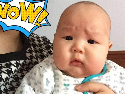 Nếu thấy con thức dậy và có 3 hành động này, chứng tỏ con bạn là đứa trẻ rất thông minh-4