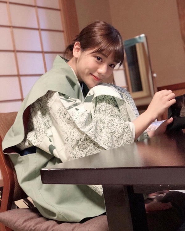 MC được mệnh danh là nữ thần thời tiết: Cao 1m71, sở hữu nét đẹp khó tìm-6