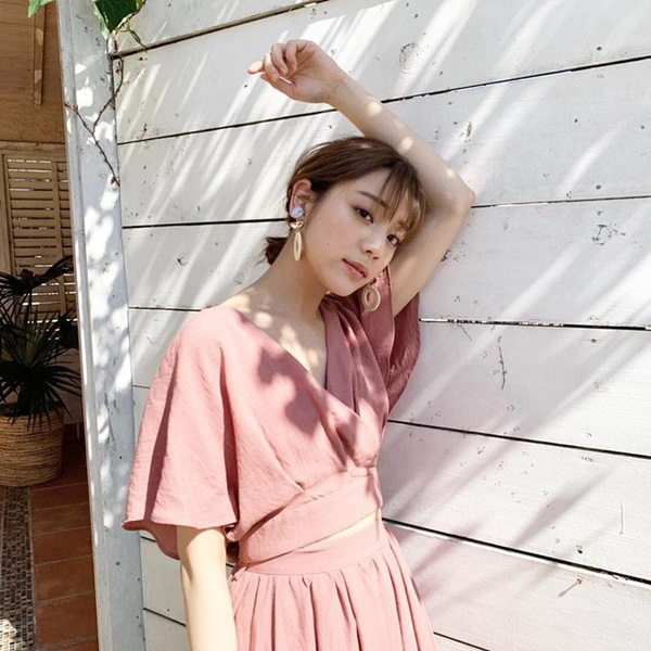 MC được mệnh danh là nữ thần thời tiết: Cao 1m71, sở hữu nét đẹp khó tìm-17