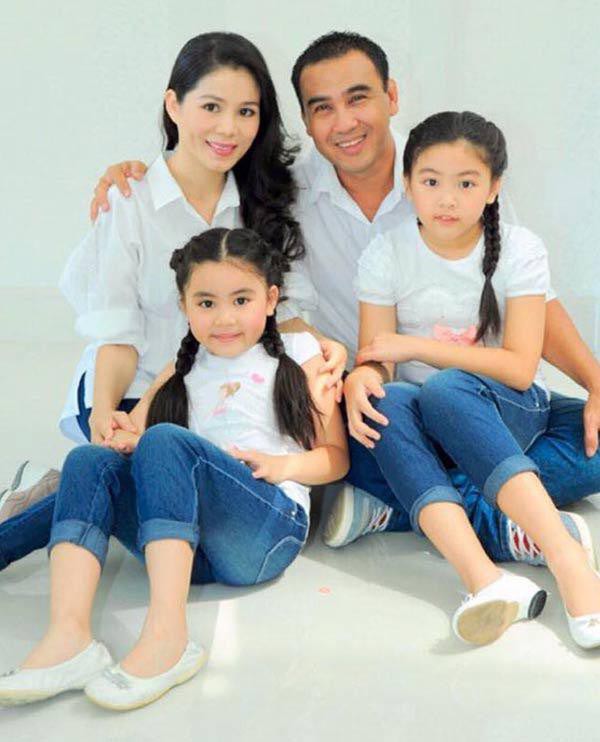 Tình cũ và đồng nghiệp nữ nói gì về con người thật của MC Quyền Linh?-1