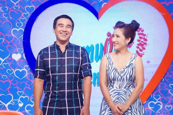 Tình cũ và đồng nghiệp nữ nói gì về con người thật của MC Quyền Linh?-3