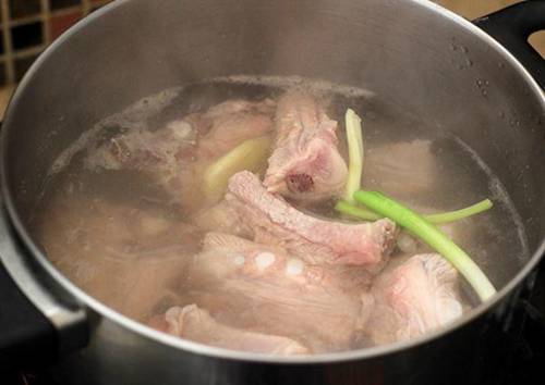 Tuyệt chiêu làm sườn kho tiêu chuẩn vị, ăn một lần là mê-1