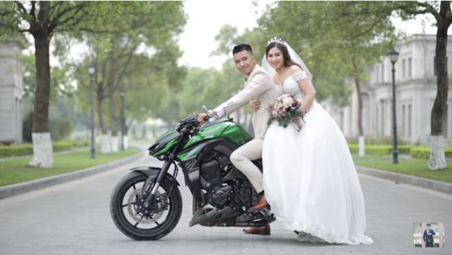 Youtuber Phương Hữu Dưỡng bất ngờ theo vợ bỏ cuộc chơi, Lexus đón dâu, mời cả Chu Bin đến dự, nhưng danh tính cô dâu mới là điều bất ngờ-7