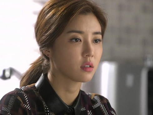 Cố làm thêm để kiếm hộp sữa cho con, tôi ứa nước mắt trước mâm cơm nhà chồng để phần-3