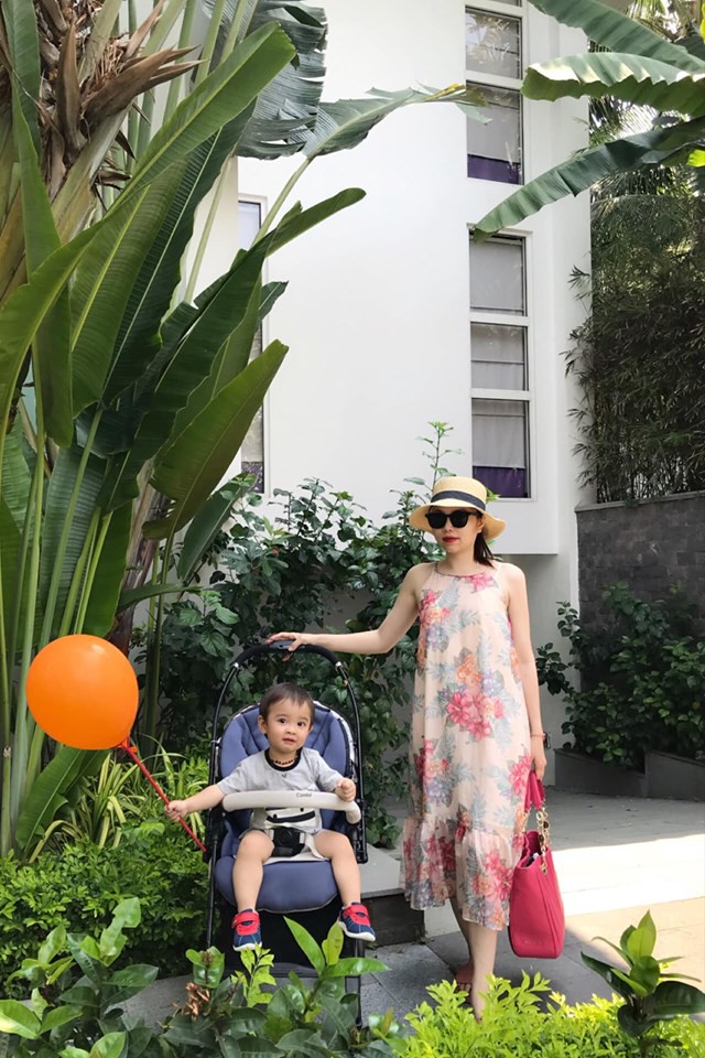 Mẹ 4 con Hằng Túi bỗng chia sẻ status sâu sắc về chuyện dạy con: Biết sống đủ luôn thấy mình sung túc-2