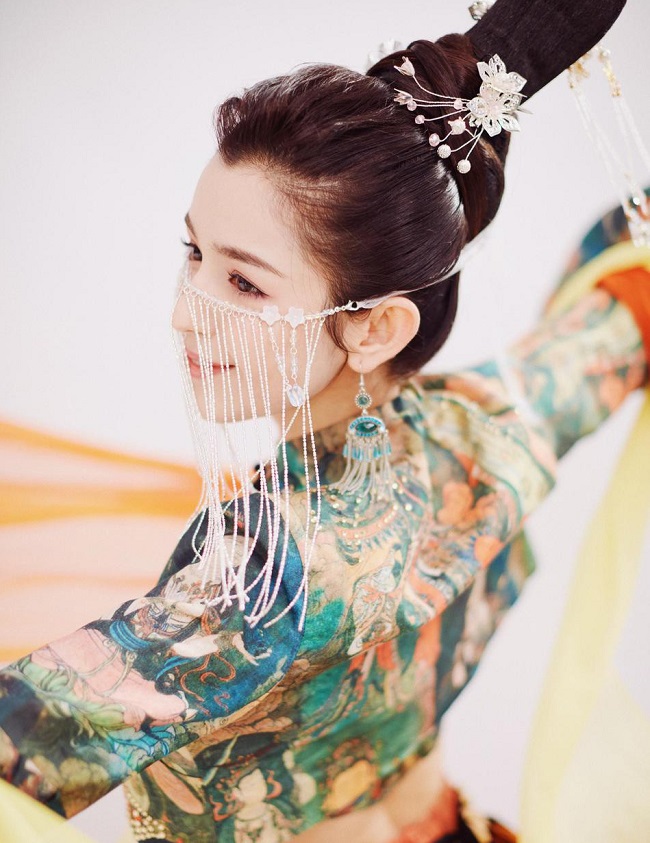 Các cô gái dân tộc thiểu số Trung Quốc đẹp tới mức khiến hoa nhường nguyệt thẹn-7