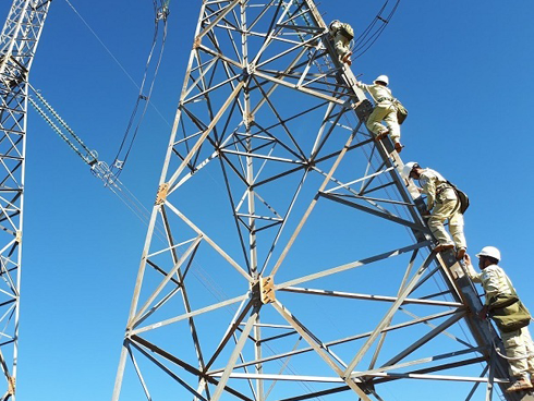 Người dùng phải trả cao hơn giá điện bình quân-2