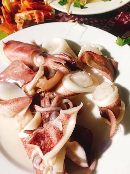 Lê Thúy về quê khoe đặc sản quê nhà, Lan Khuê trố mắt vì Canh lạ quá-2