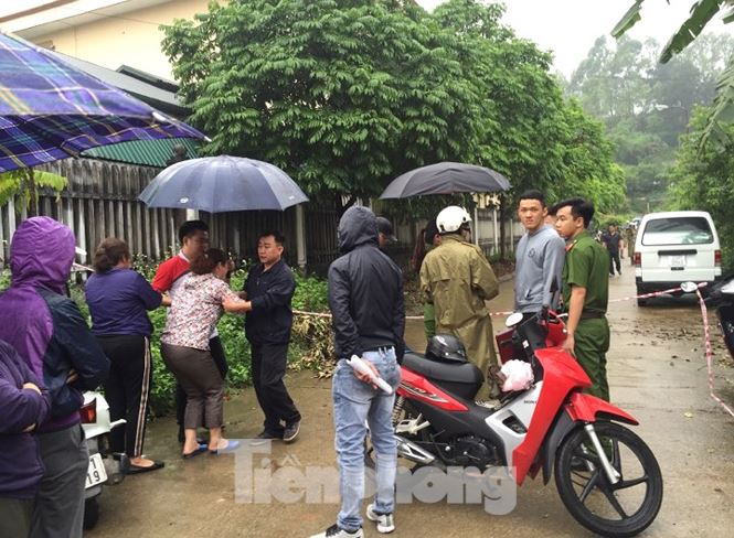 Hãi hùng phát hiện thi thể cháy đen gần khu chung cư-2