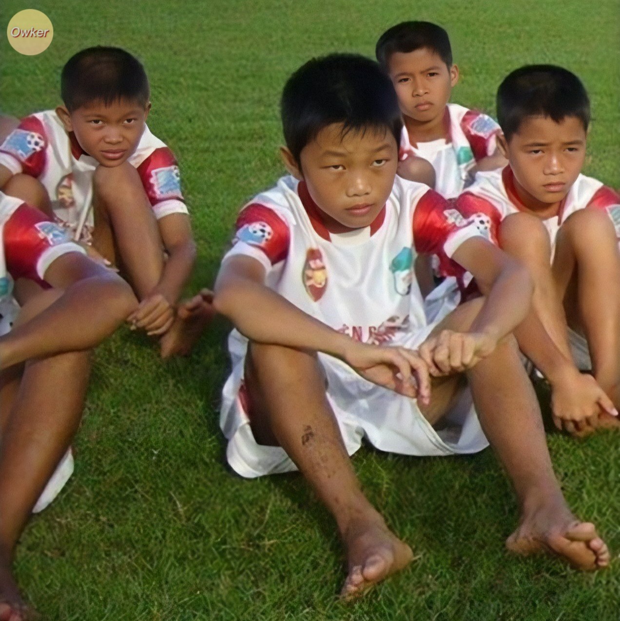 Cười đổ ghế với loạt ảnh thơ ấu mới hé lộ của dàn cầu thủ Việt: Đức Huy chất từ bé, bất ngờ nhất là Lâm Tây-10