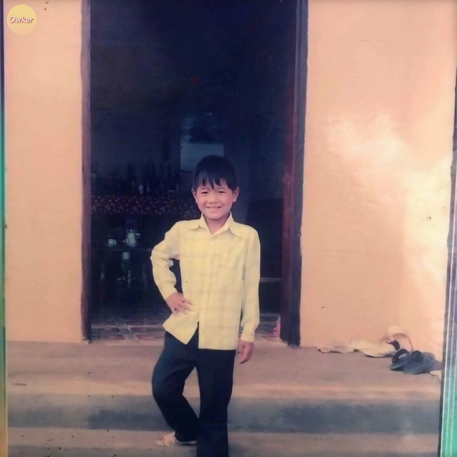 Cười đổ ghế với loạt ảnh thơ ấu mới hé lộ của dàn cầu thủ Việt: Đức Huy chất từ bé, bất ngờ nhất là Lâm Tây-9