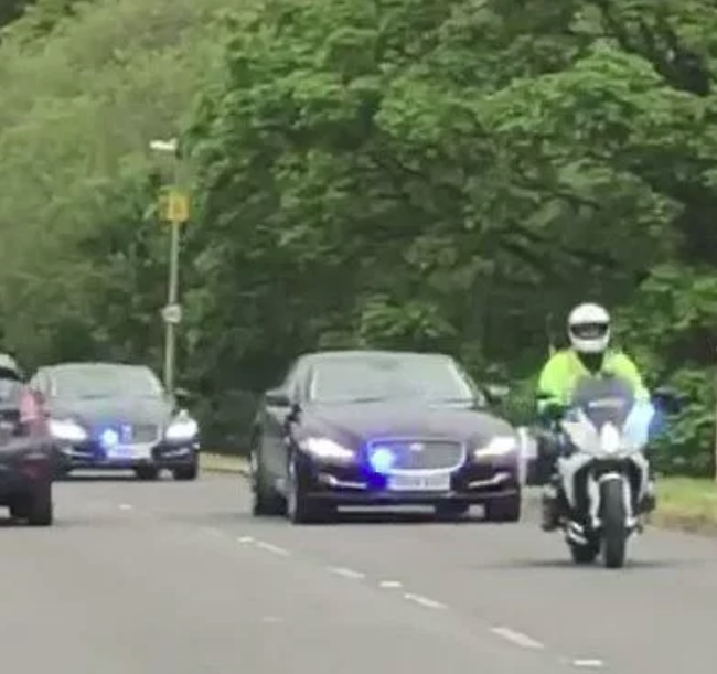 Người hâm mộ phấn khích, tung bằng chứng rõ ràng cho thấy Meghan vừa sinh con đầu lòng tại bệnh viện và đã trở về nhà-1