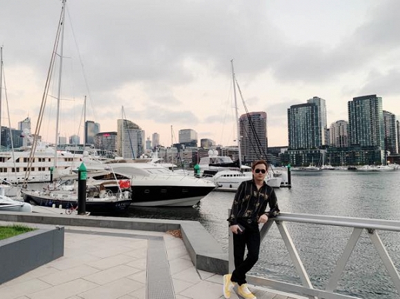 Cuộc sống độc thân ở tuổi 44 ít người biết đến của nam ca sĩ cùng thời Mr Đàm - Mỹ Tâm-6