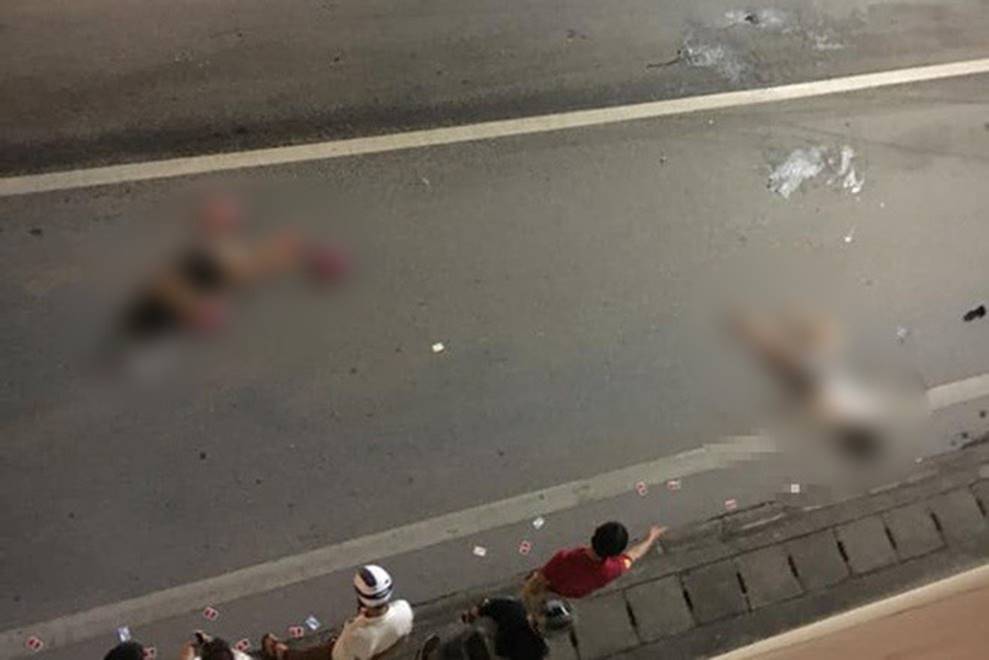 Người dân gặp khó khăn thế nào khi lưu thông qua hầm Kim Liên: Đường dốc và trơn, chạy vào là tay lái chao đảo-1