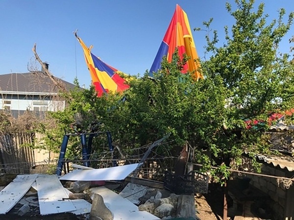 Bé gái 11 tuổi thoát chết thần kì khi bay một mình khoảng 12km trên khinh khí cầu-2