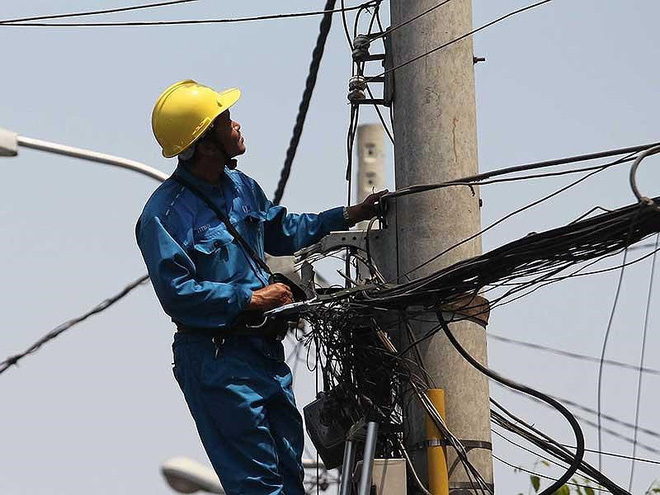 Người dùng phải trả cao hơn giá điện bình quân-1