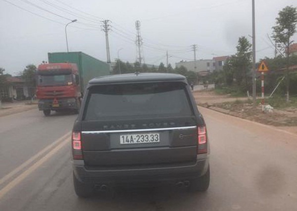 Choáng ngợp dàn siêu xe biển đẹp Quảng Ninh-2