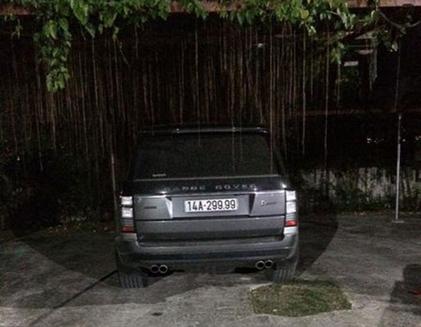 Choáng ngợp dàn siêu xe biển đẹp Quảng Ninh-3