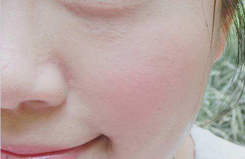 Ban ngày ra đường cháy nắng đen thui, tối về đắp ngay mặt nạ này để trắng lại-4