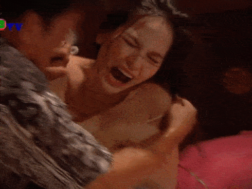 Cảnh nóng khiến hot girl mì gõ Phi Huyền Trang bị người yêu nổi giận, bắt chia tay-5