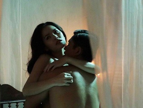 Cảnh nóng khiến hot girl mì gõ Phi Huyền Trang bị người yêu nổi giận, bắt chia tay