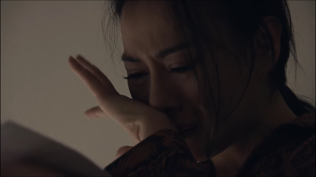 Nàng dâu order tập 9: Hồ ly tinh Phương Oanh khóc ngất trong tù khi phát hiện ra điều này-3