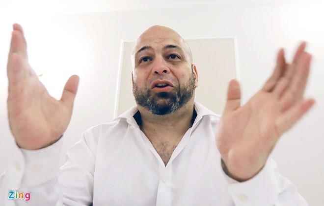 Bị tố thất hứa, Flores tuyên bố sẵn sàng giao đấu Trương Đình Hoàng-1