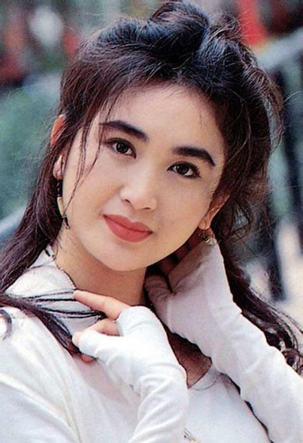 Sợ xấu không sinh con, quả bom sex kinh điển mọi thời đại vẫn làm mẹ và giờ thế này!-1