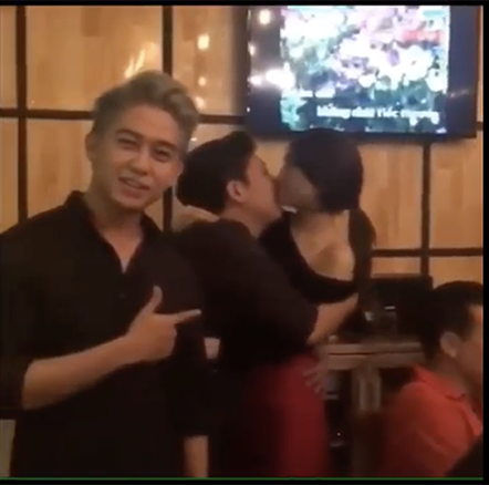 Khoảnh khắc làm nũng, hôn nhau của Trường Giang - Nhã Phương từ hơn 1 năm trước khiến ai cũng choáng-3