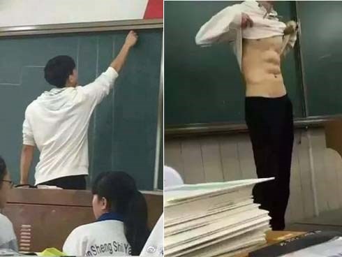 Thầy giáo vén áo khoe cơ bụng đốt mắt ngay trên bục giảng, lý lịch thật còn khiến chị em phát cuồng hơn