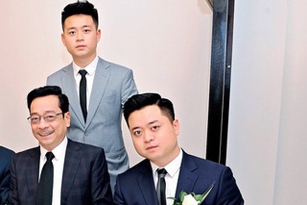 Gia đình hạnh phúc vợ hiền con ngoan của NSND Hoàng Dũng - ông bố giàu có quyền lực trong Về nhà đi con-4