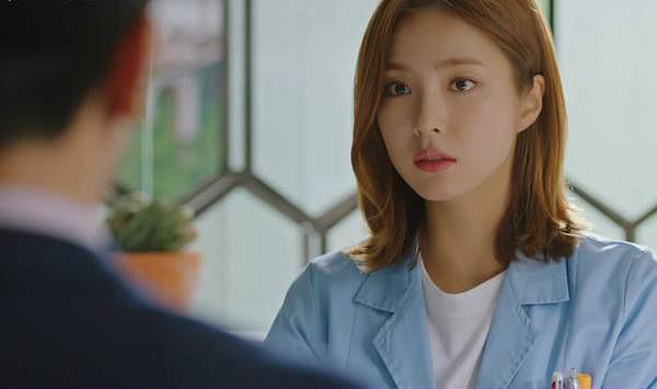 Màn cãi nhau của chị gái ruột và chồng sắp cưới tiết lộ bí mật động trời-2