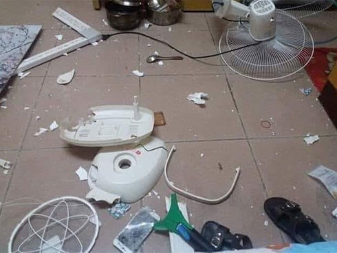 Chồng hứa hẹn lấy nhau về cuộc sống như phim, chị em nhìn xong co rúm, đồng loạt gọi tên thể loại