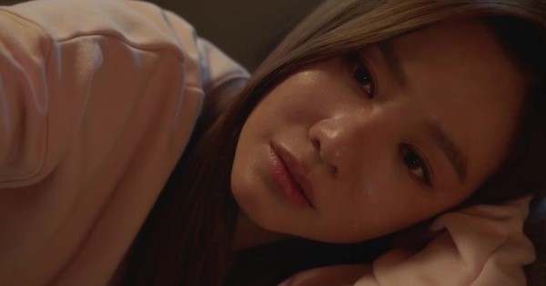 Bí mật tày trời trong cuốn nhật ký của mẹ và màn kịch che đậy của ông bố đĩnh đạc khiến cô con gái ngã quỵ-2